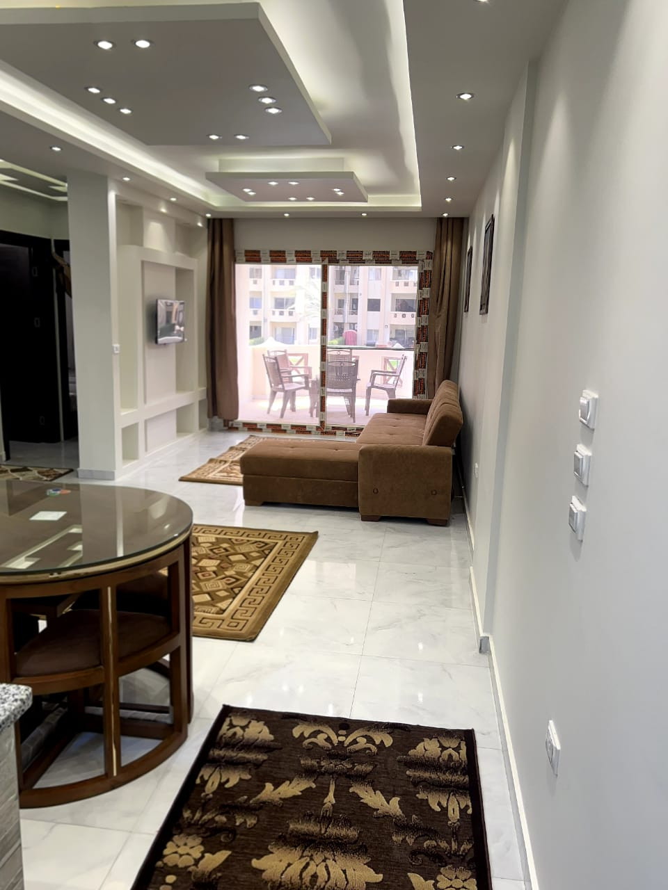 Renzo -   Property 295