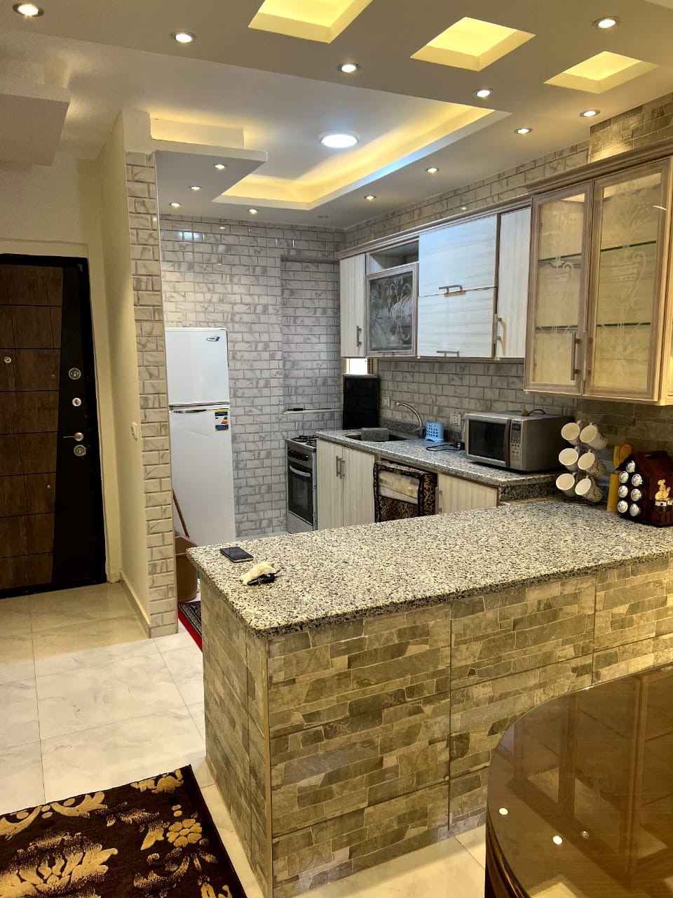 Renzo -   Property 295