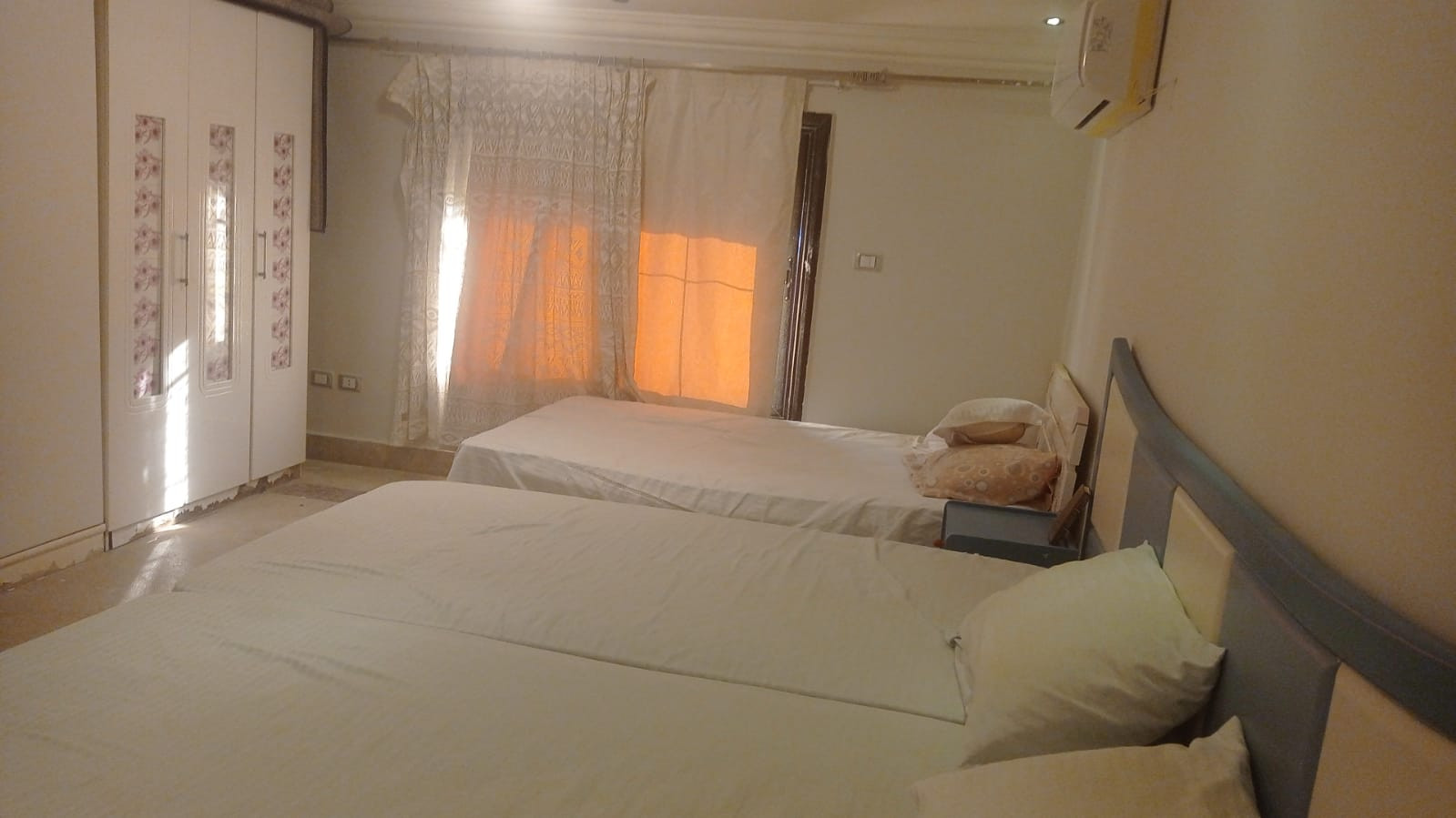 Renzo -   Property 300