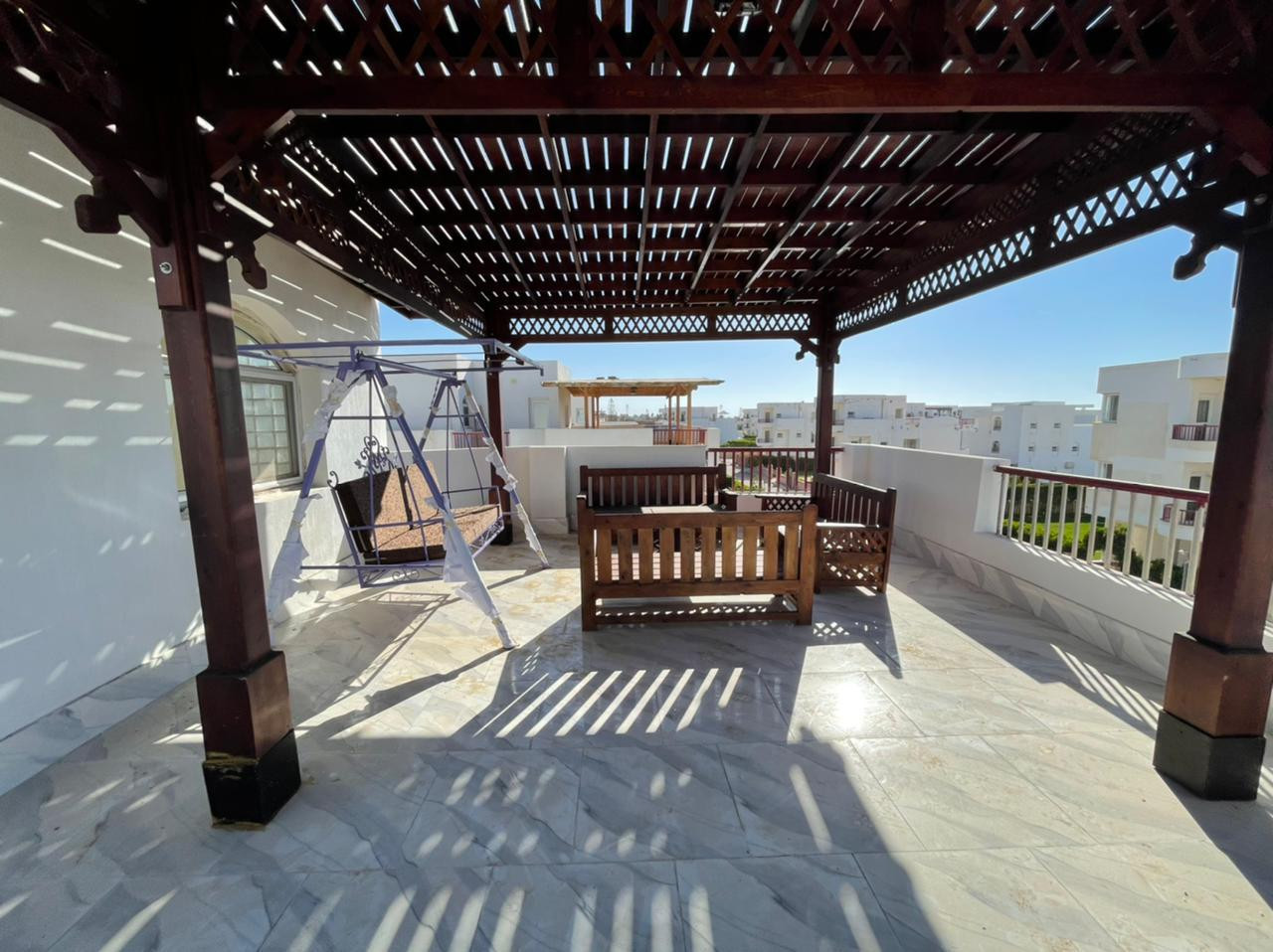 Renzo -   Property 302