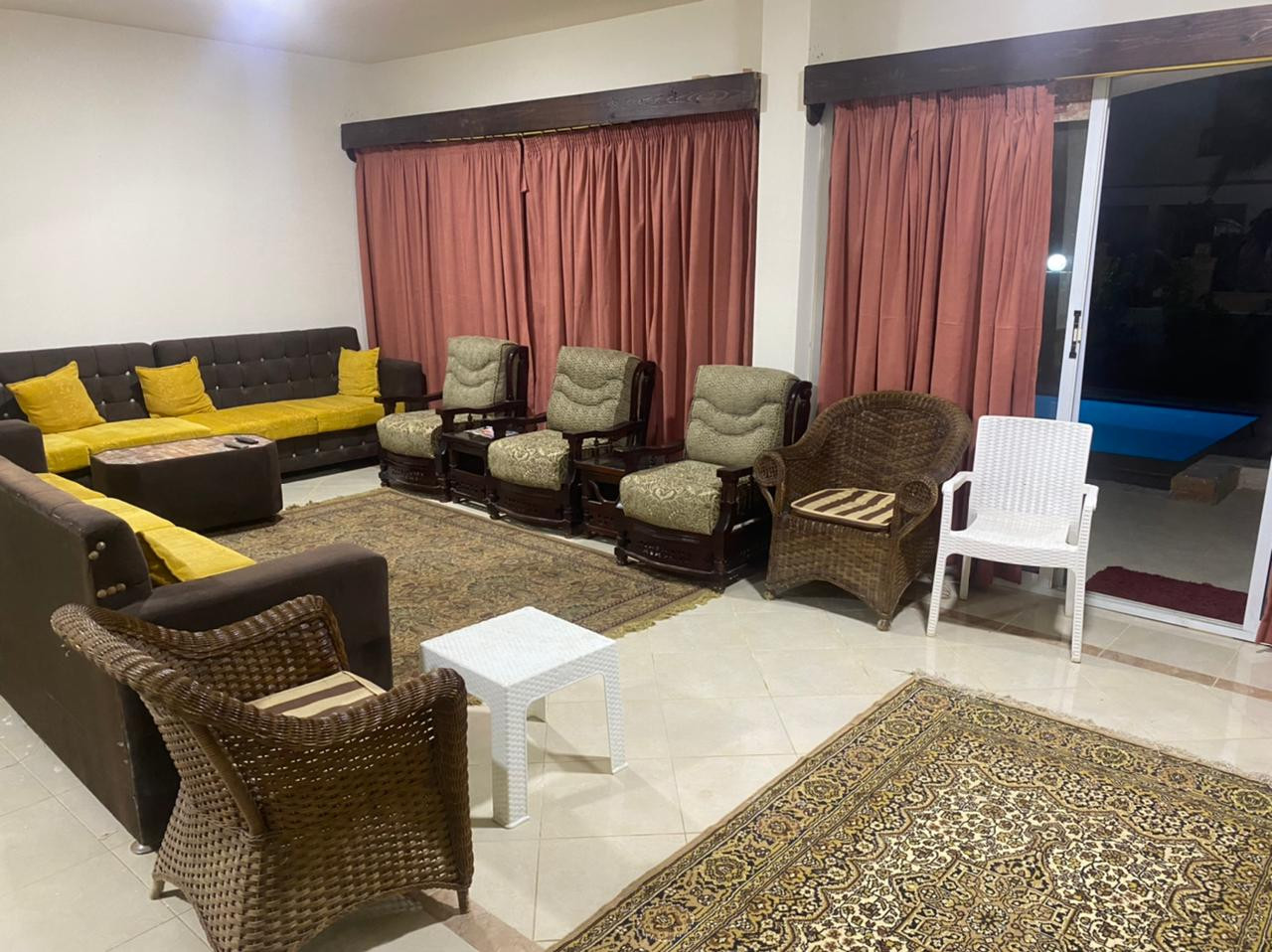 Renzo -   Property 302