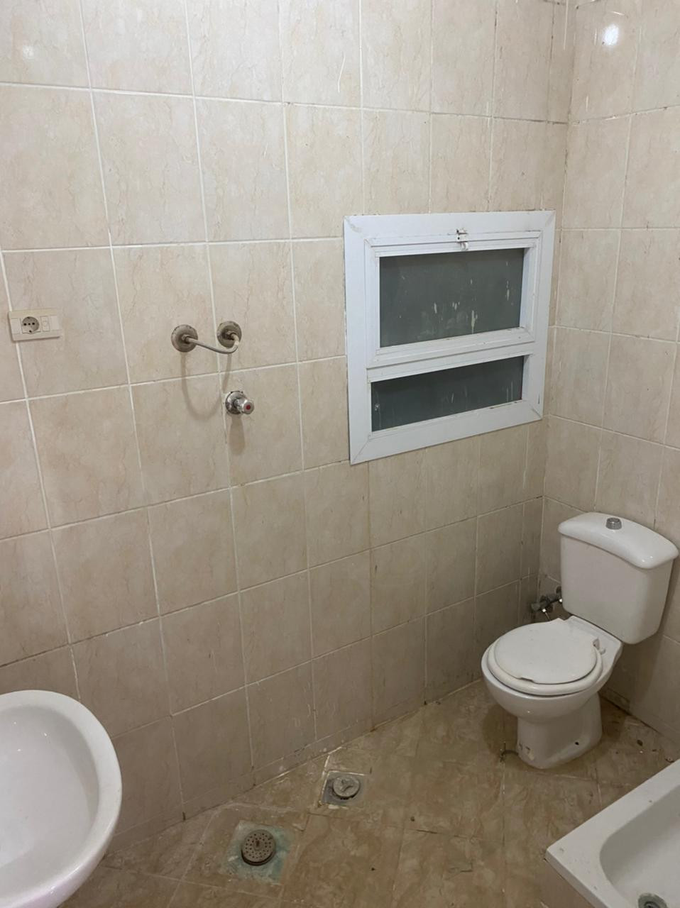 Renzo -   Property 302