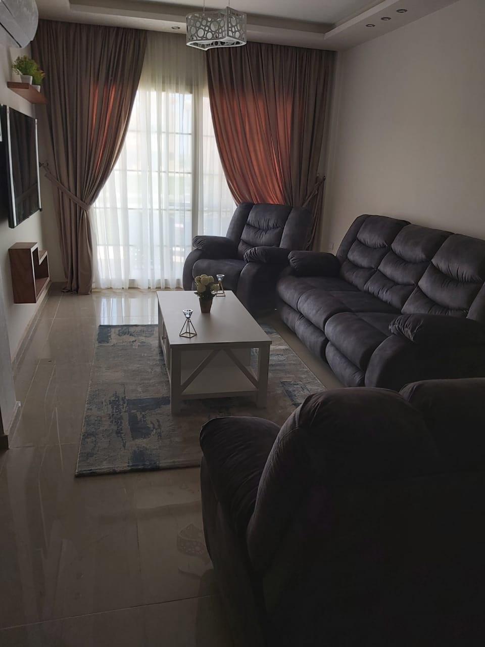 Renzo -   Property 306