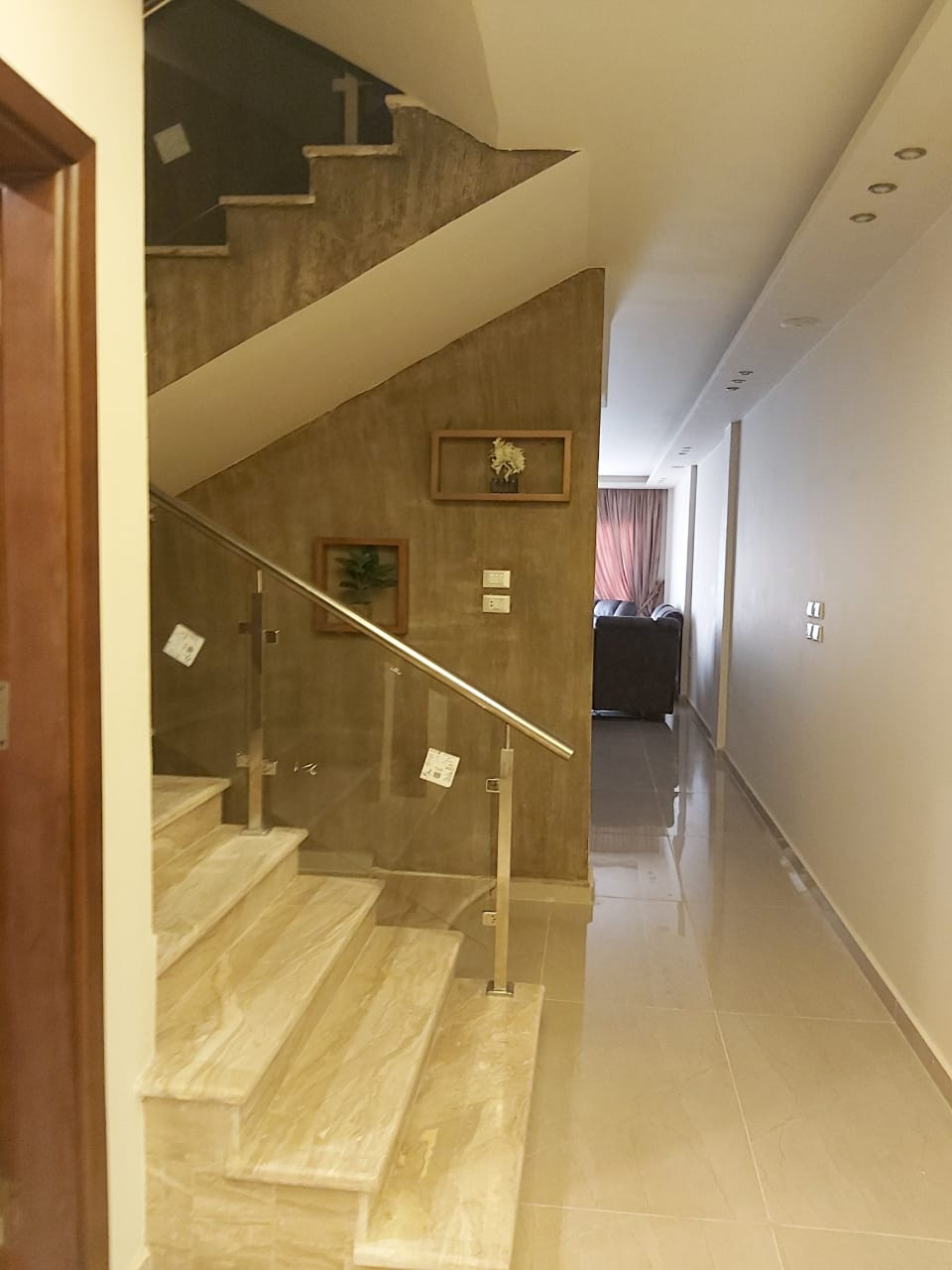 Renzo -   Property 306