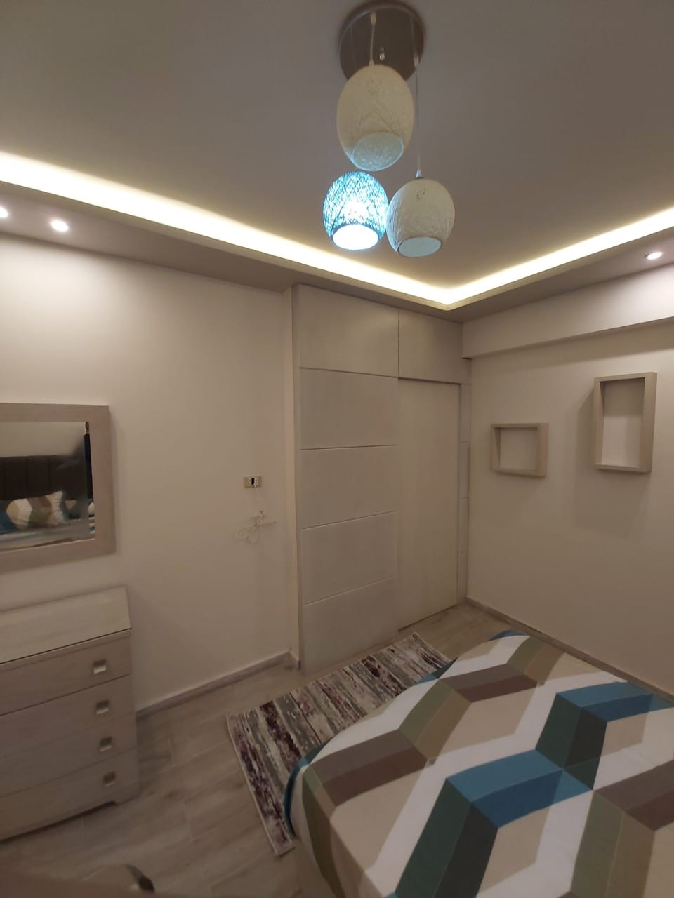 Renzo -   Property 306