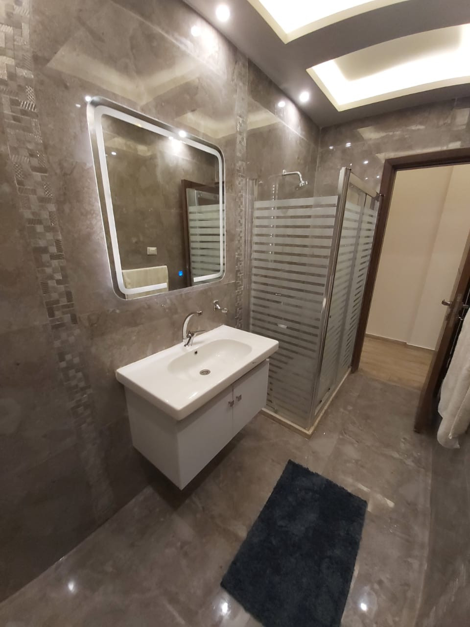 Renzo -   Property 306