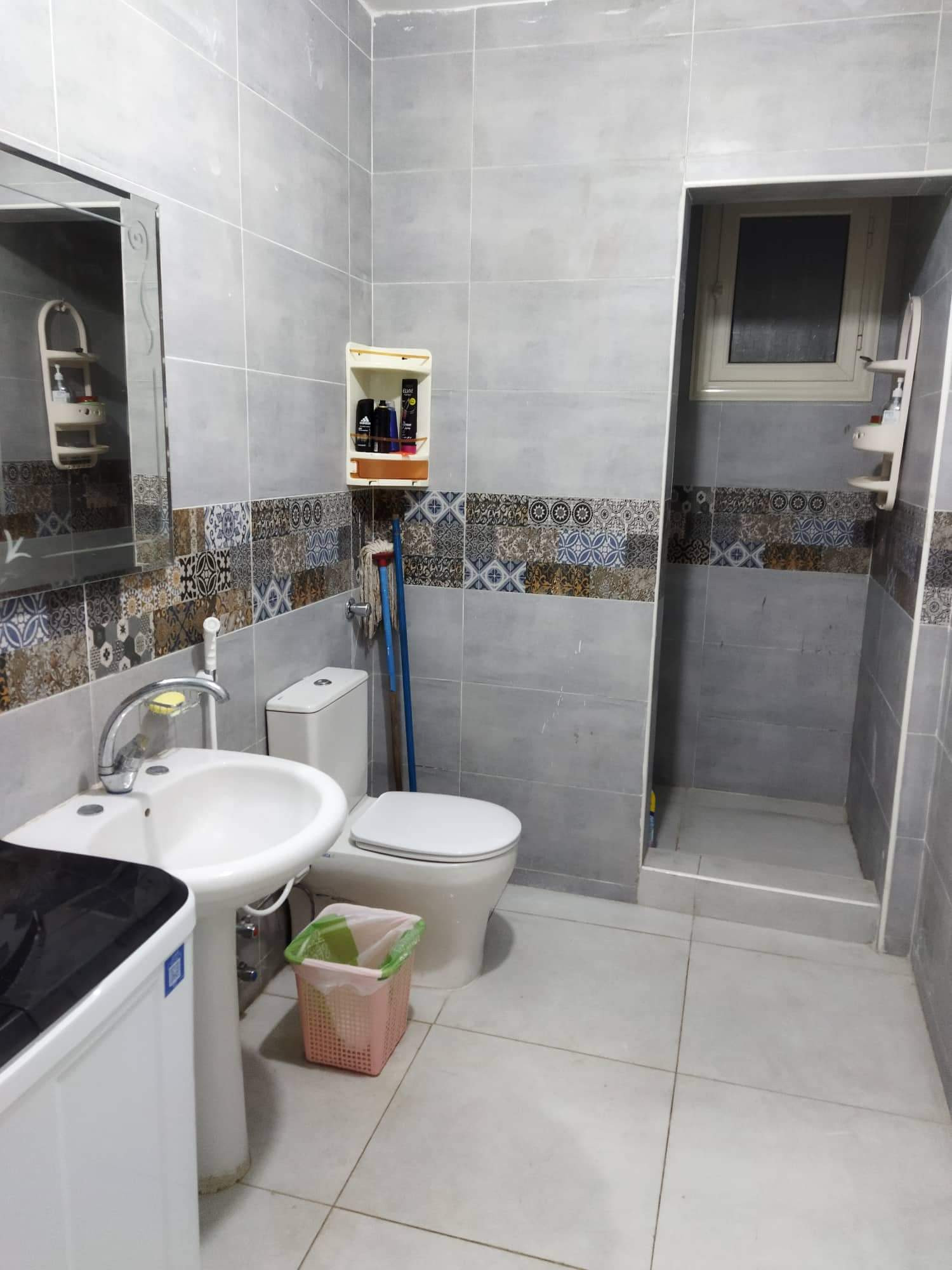 Renzo -   Property 345