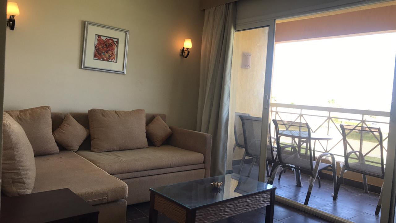 Renzo -   Property 409