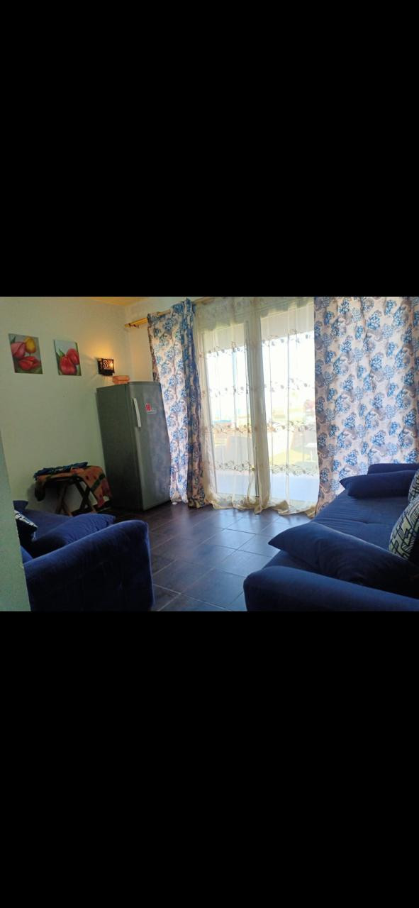 Renzo -   Property 427