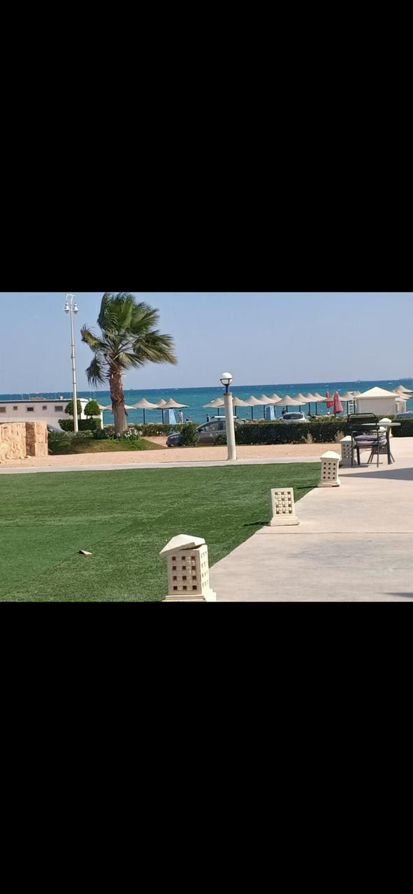 Renzo -   Property 427