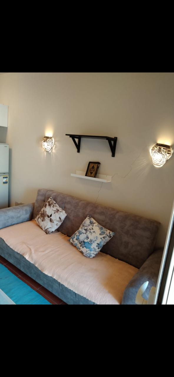 Renzo -   Property 428