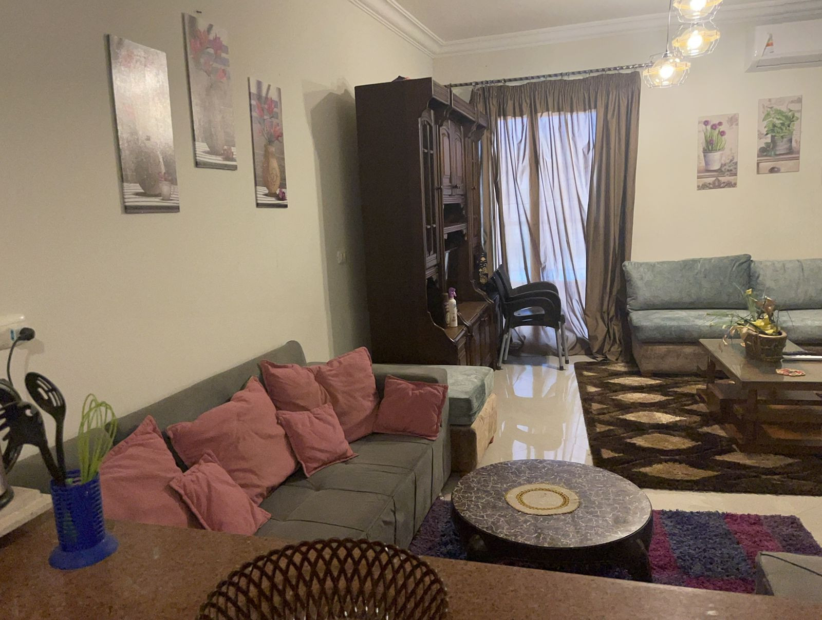 Renzo -   Property 501