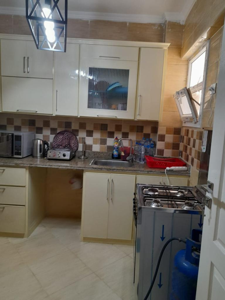 Renzo -   Property 503