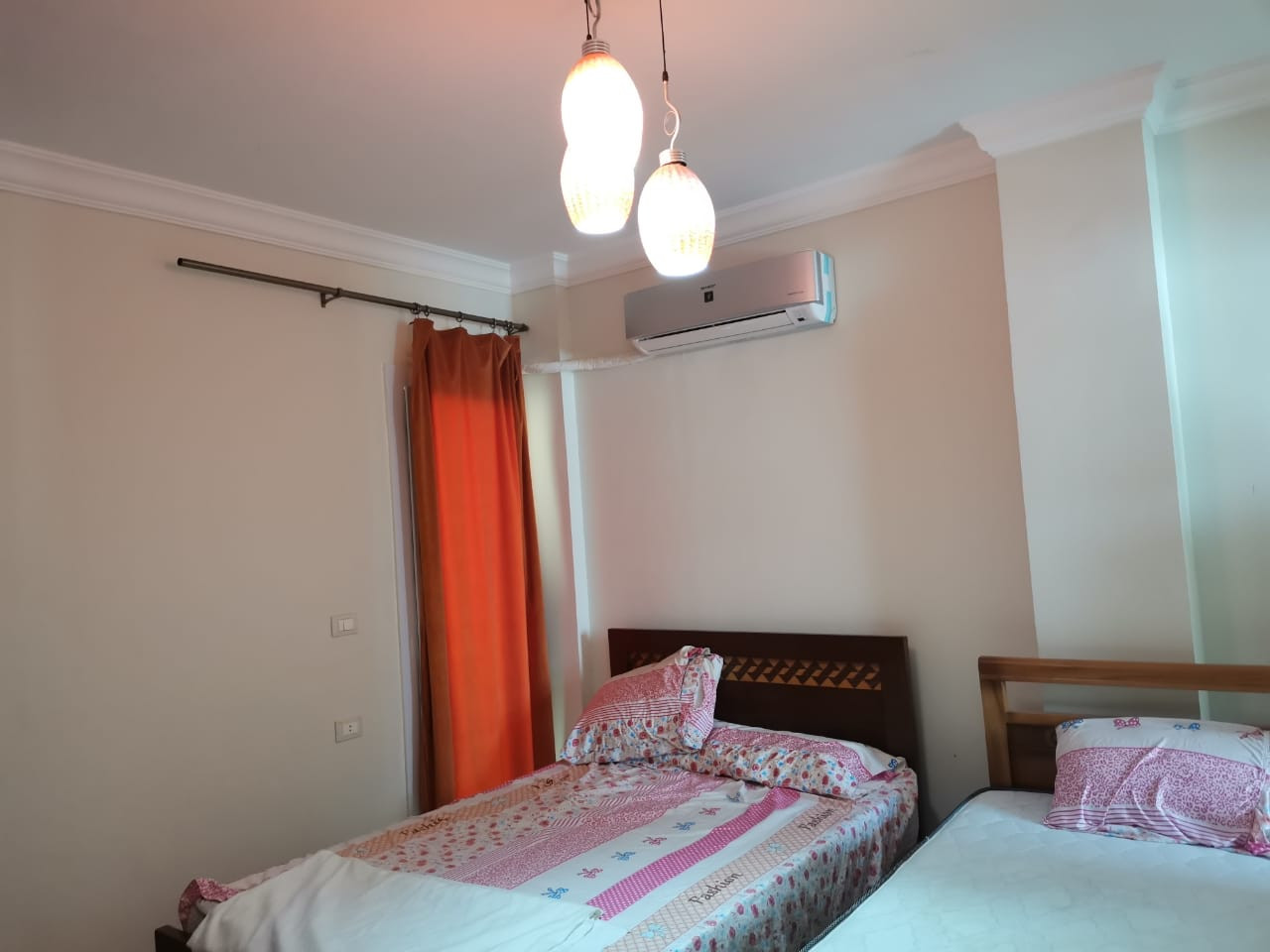 Renzo -   Property 504