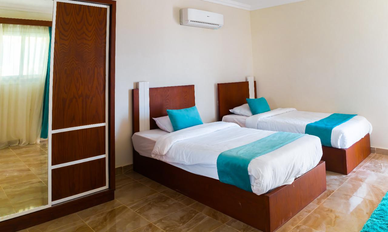 Renzo -   Property 508