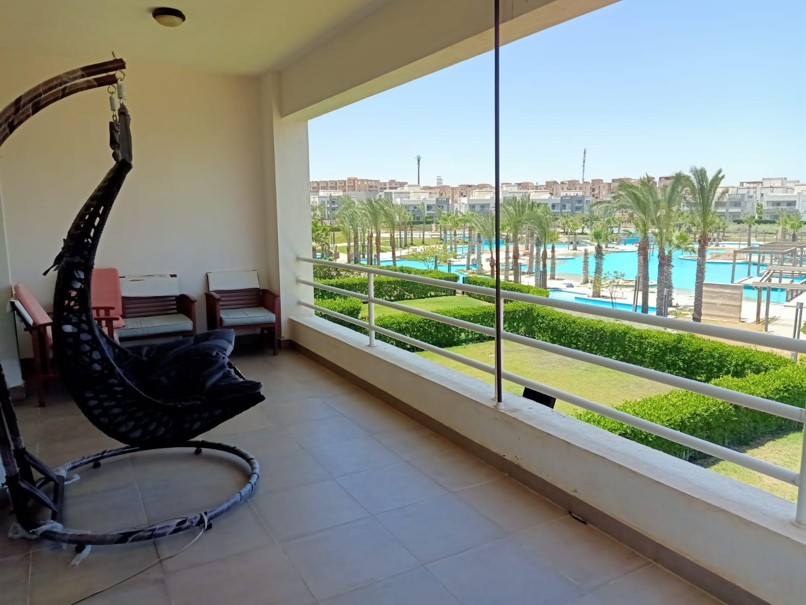 Renzo -   Property 520