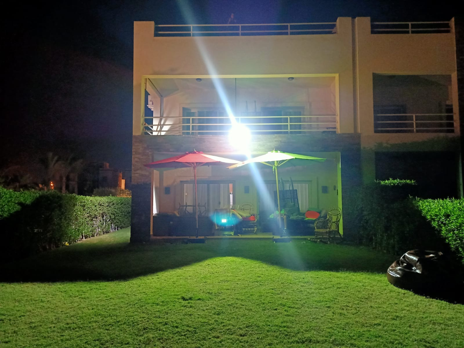 Renzo -   Property 520