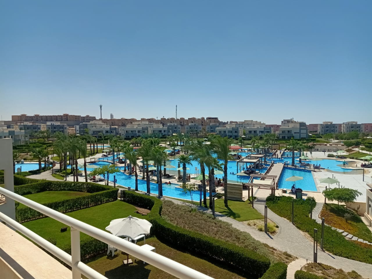 Renzo -   Property 520