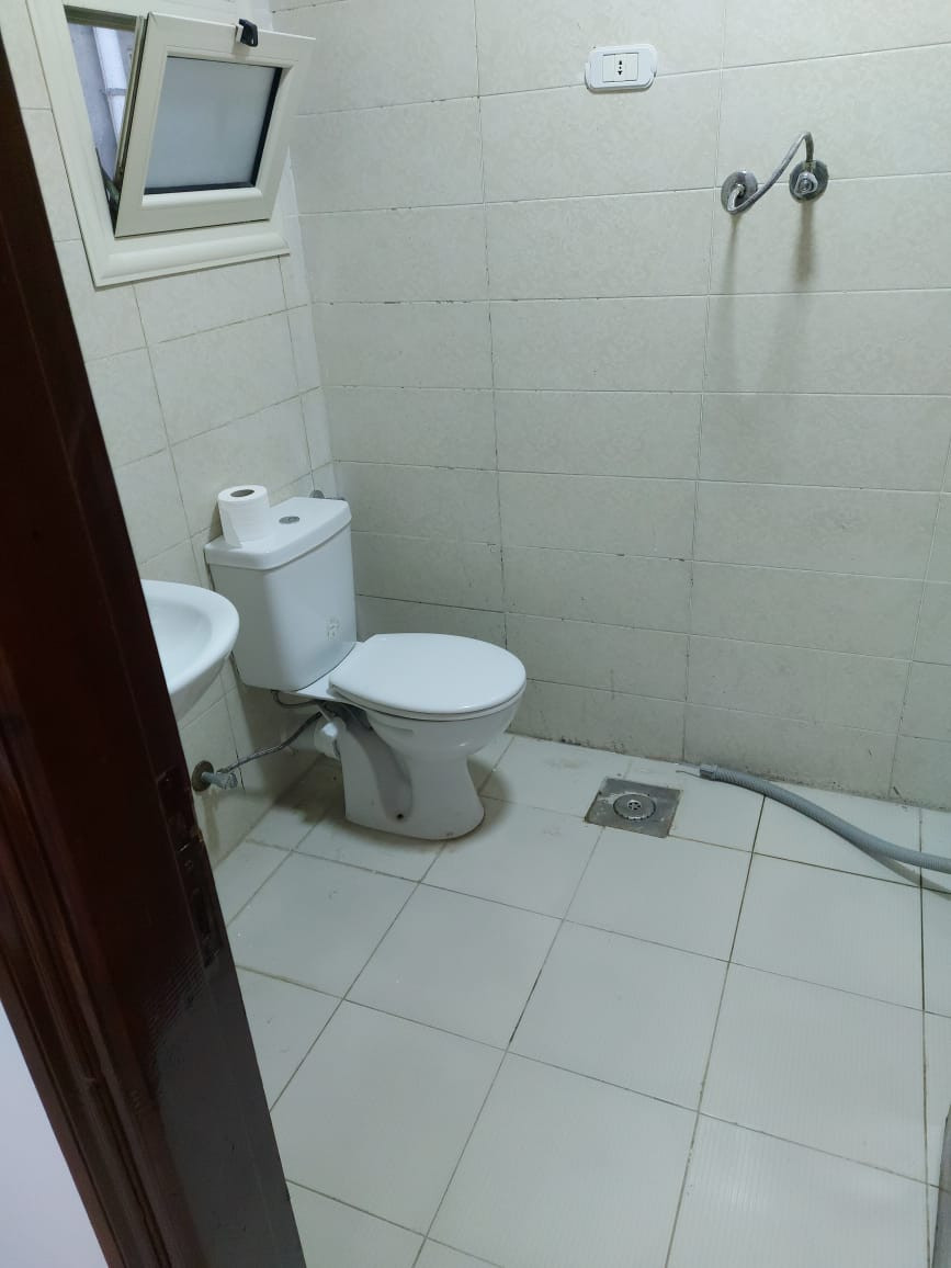 Renzo -   شاليه للايجار قرية ديمور الكيلو ٧٥ غرفتين مكيفين