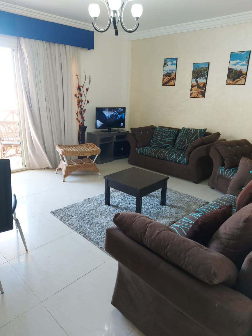 Renzo -   شاليه للايجار قرية ديمور الكيلو ٧٥ غرفتين مكيفين