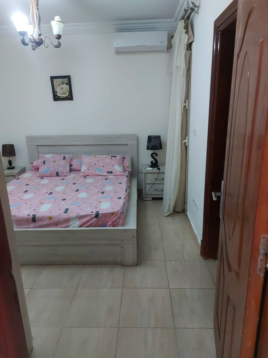 Renzo -   شاليه للايجار قرية ديمور الكيلو ٧٥ غرفتين مكيفين