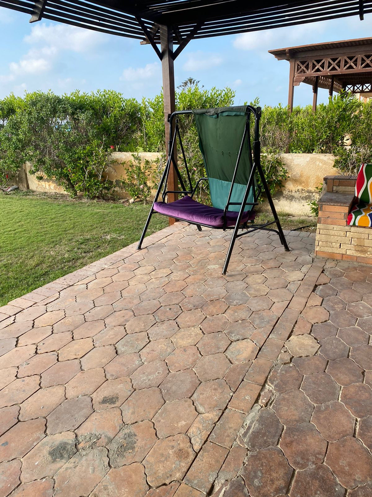 Renzo -   Property 556