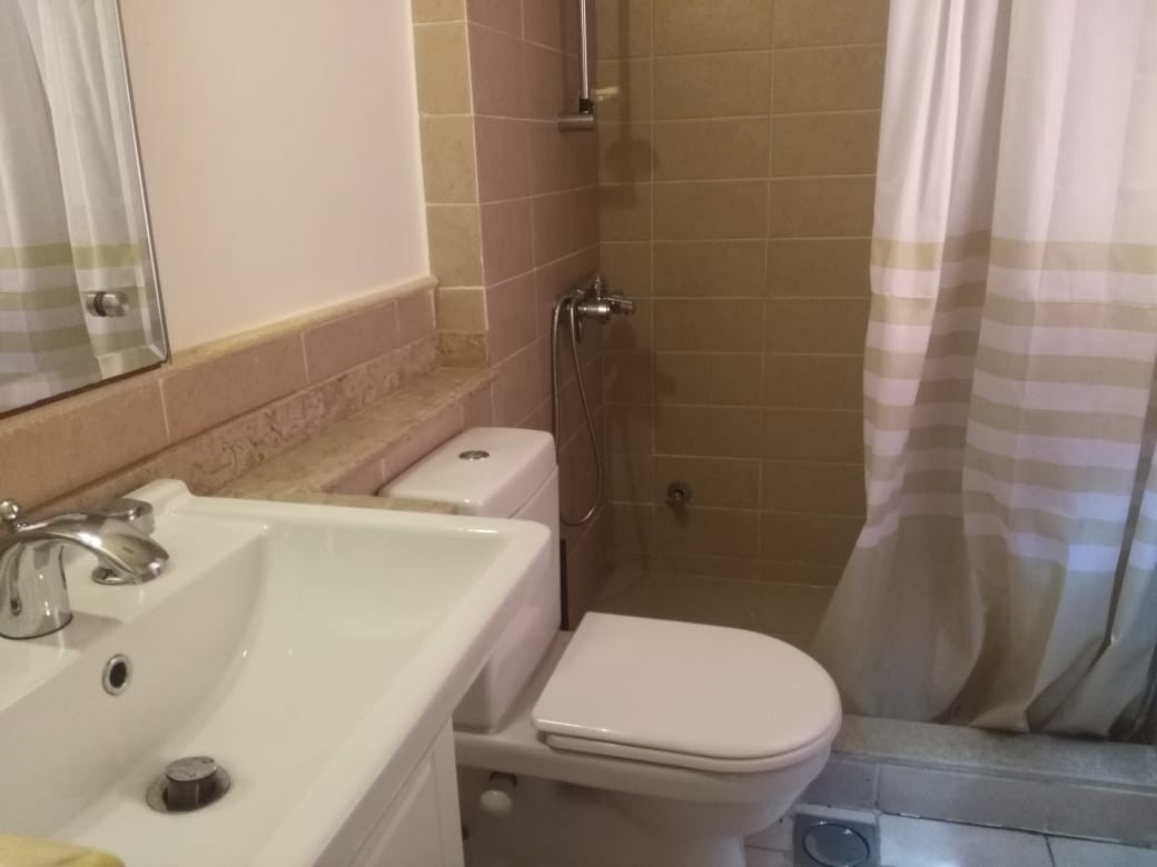 Renzo -   Property 560