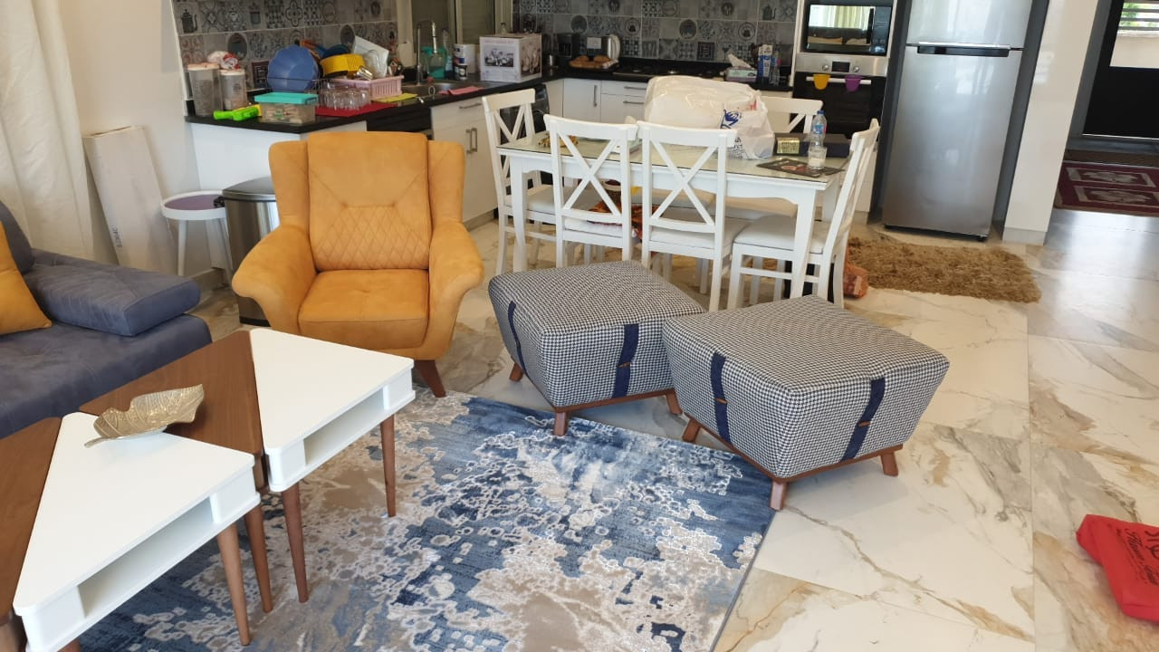 Renzo -   Property 581