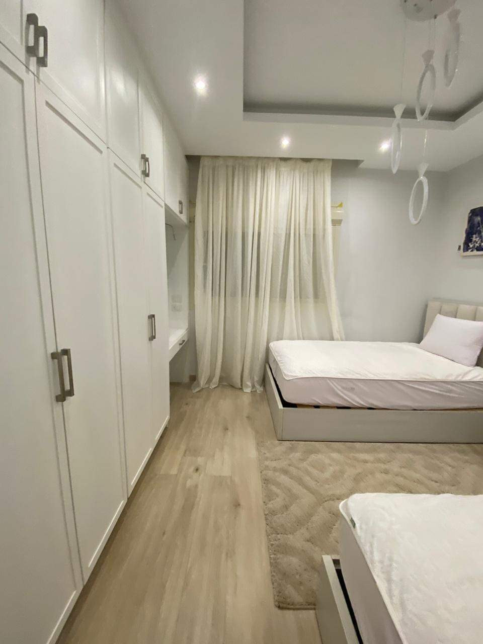 Renzo -   Property 581