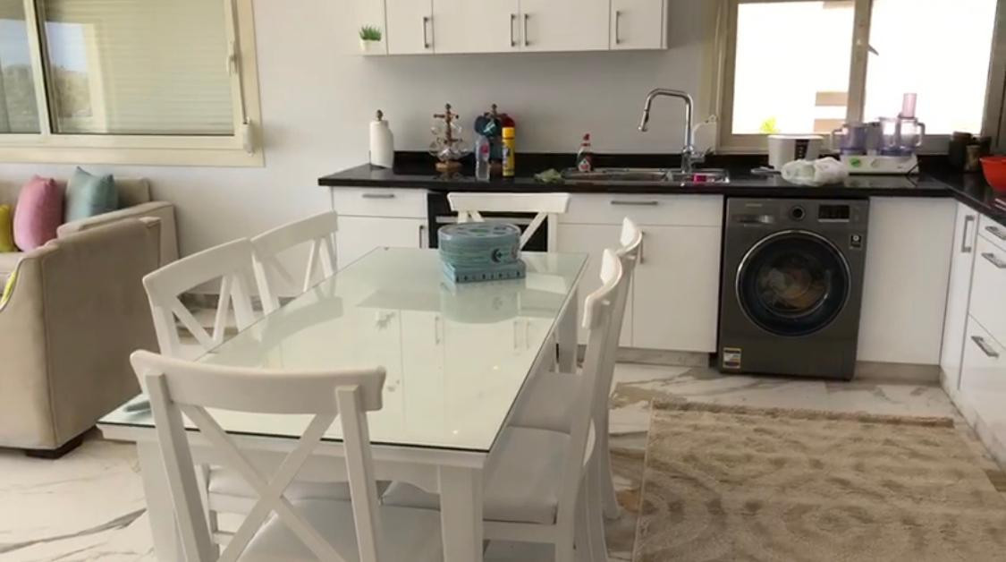 Renzo -   Property 581