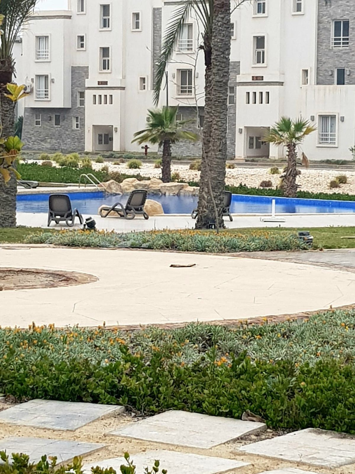  - رنزو شالية غرفتين فى قرية أمواج