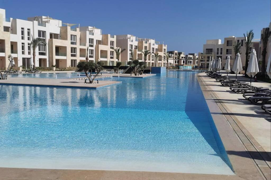 Renzo -   Property 591