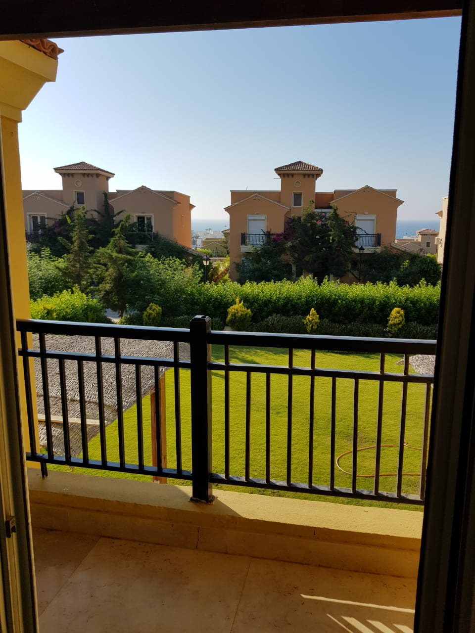 Renzo -   Property 412