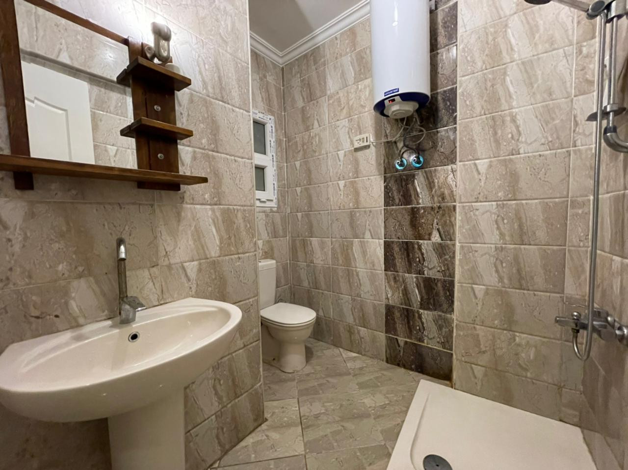 Renzo -   Property 610