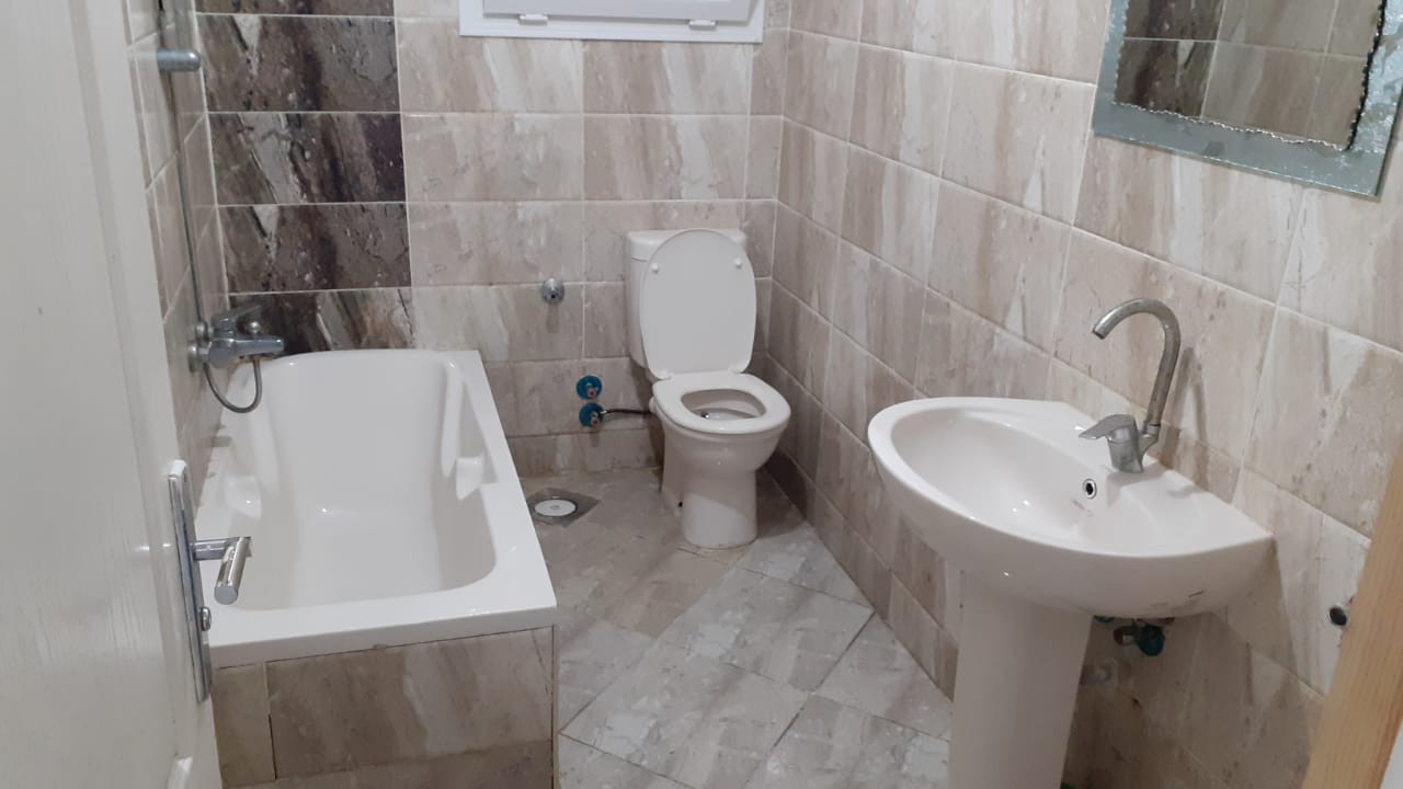 Renzo -   Property 612