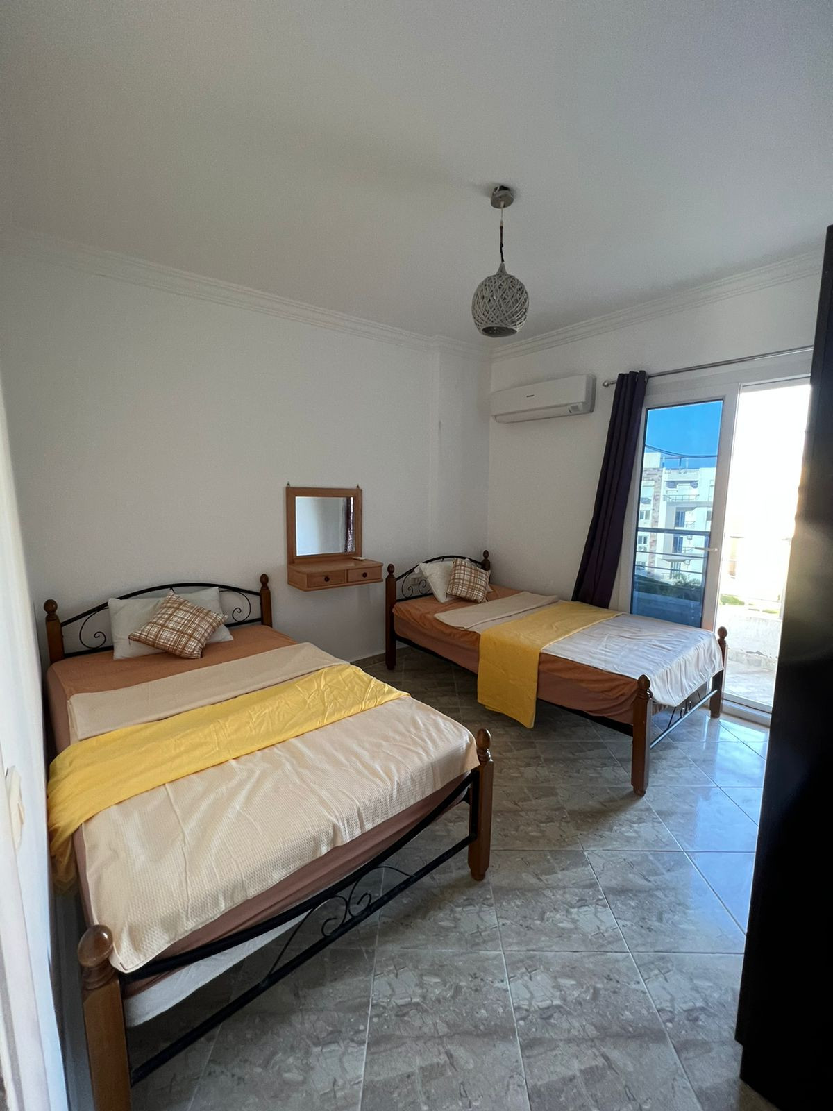 Renzo -   Property 613