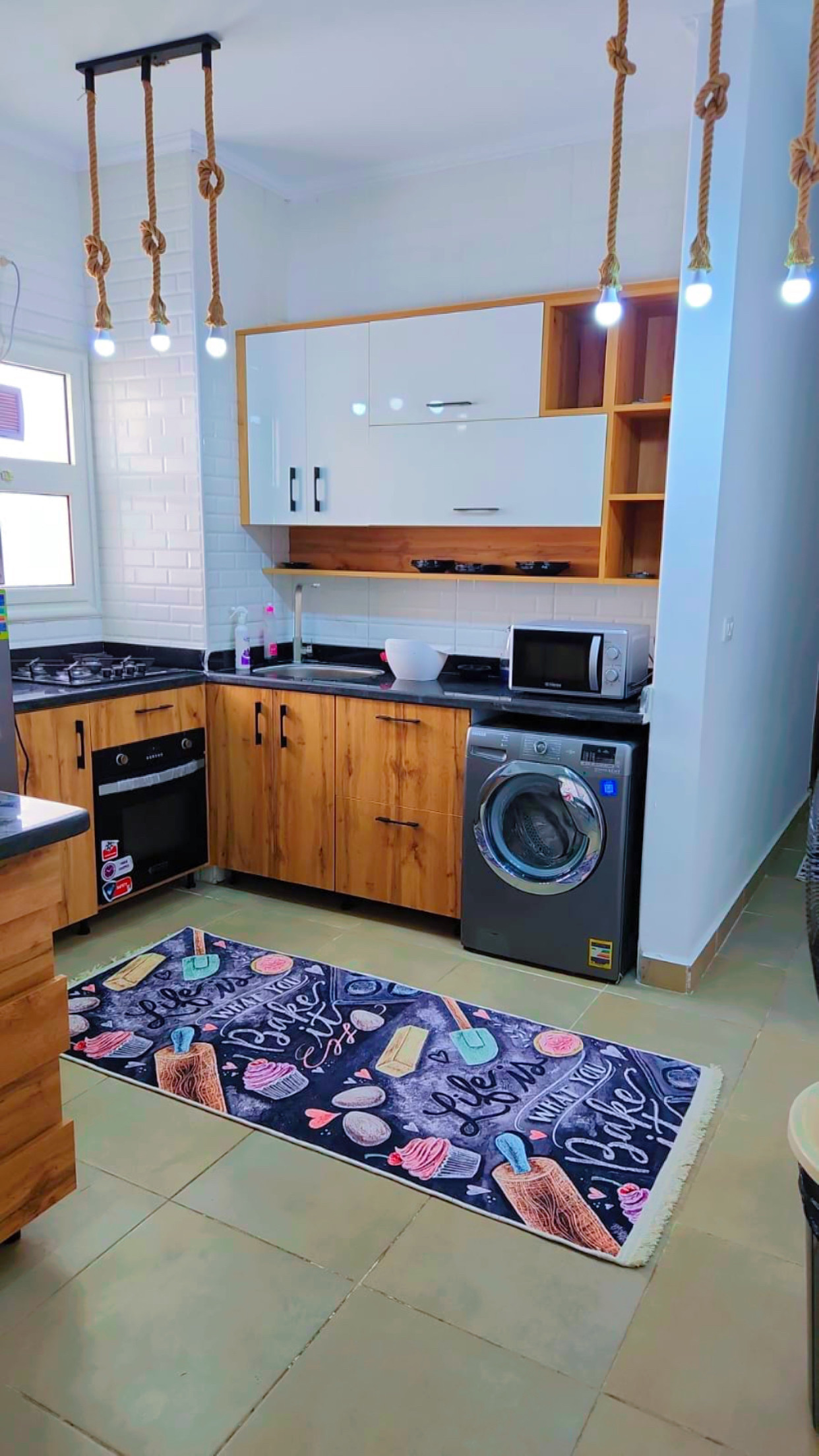 Renzo -   Property 572