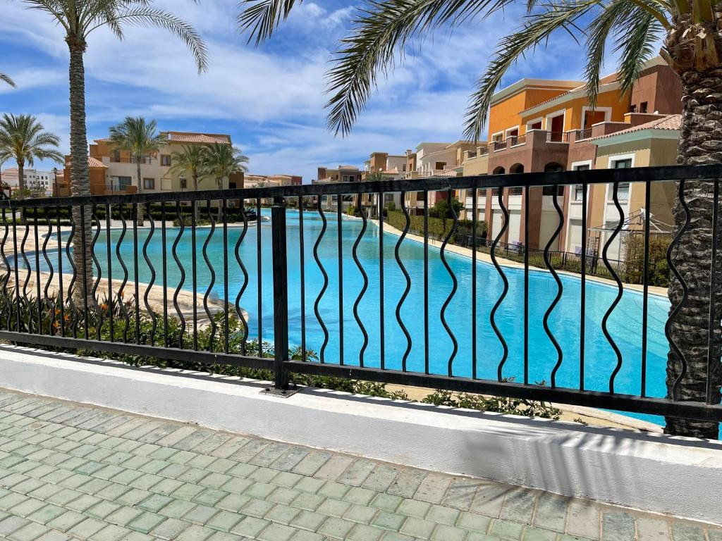 Renzo -   Property 683