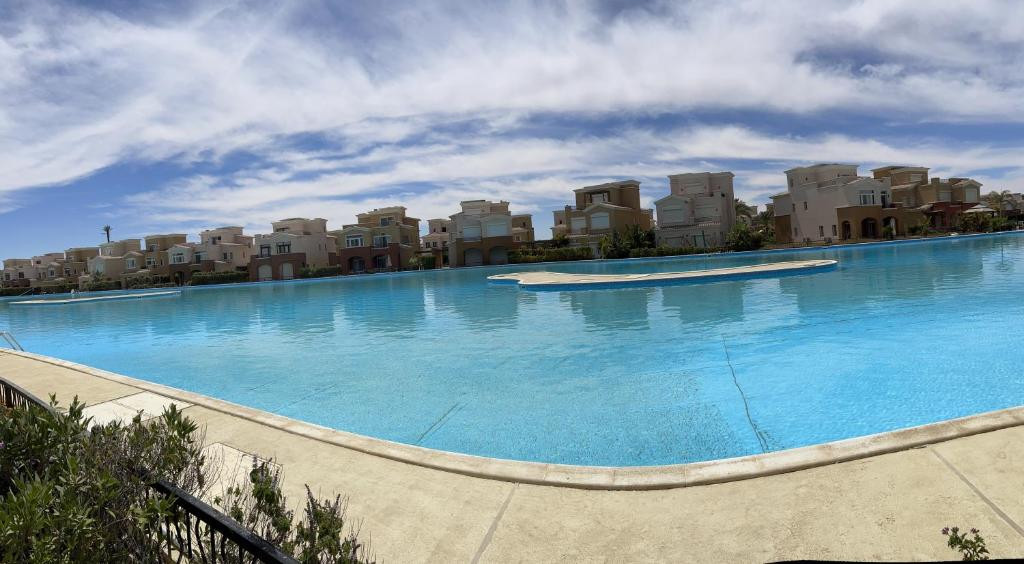 Renzo -   Property 683