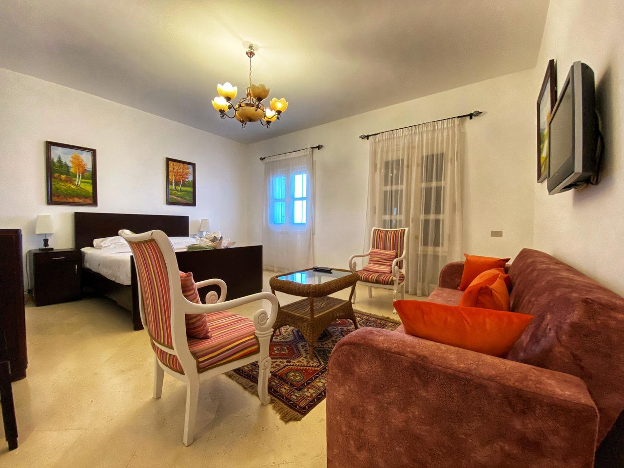 Renzo -   Property 685