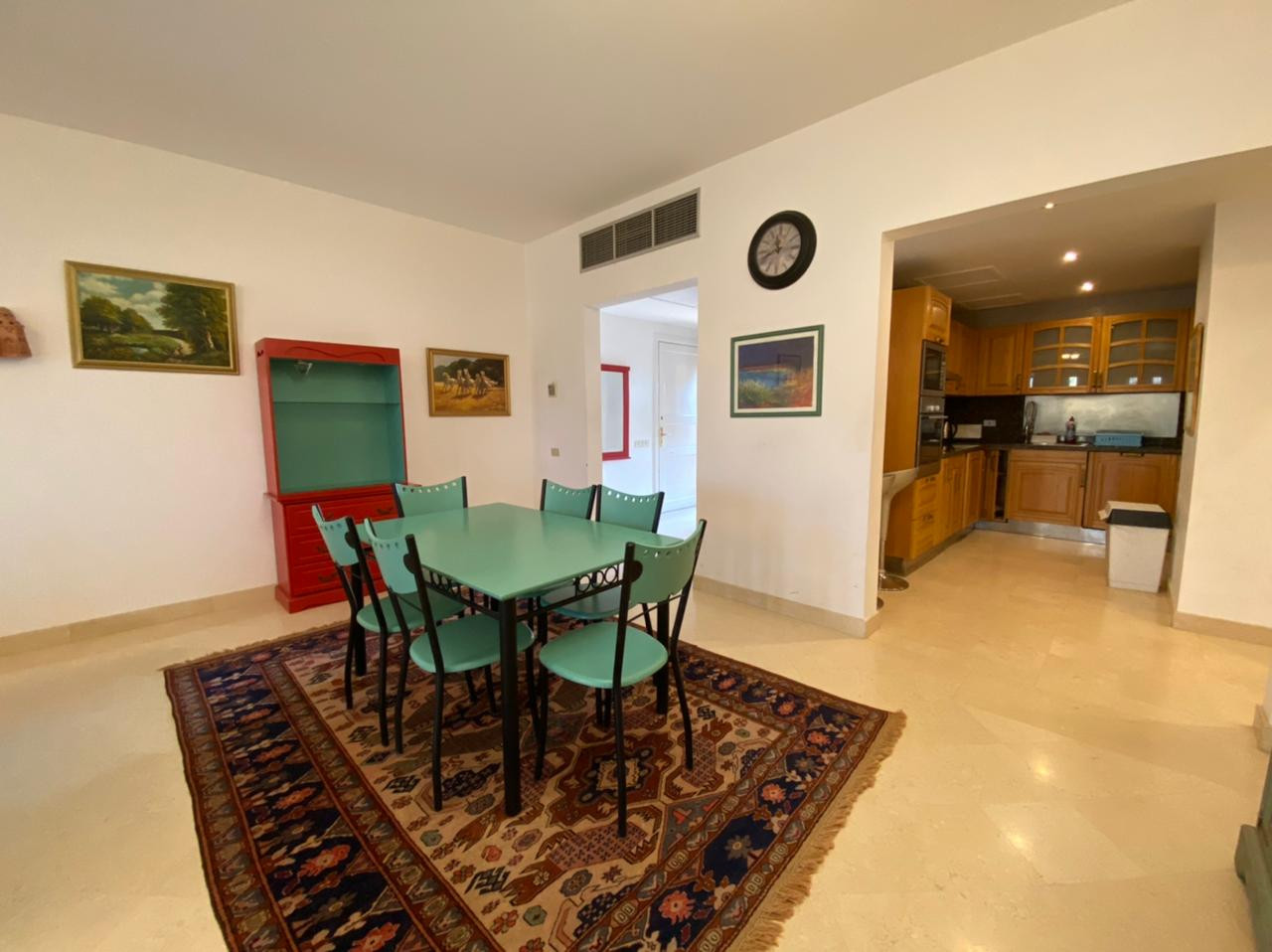 Renzo -   Property 685