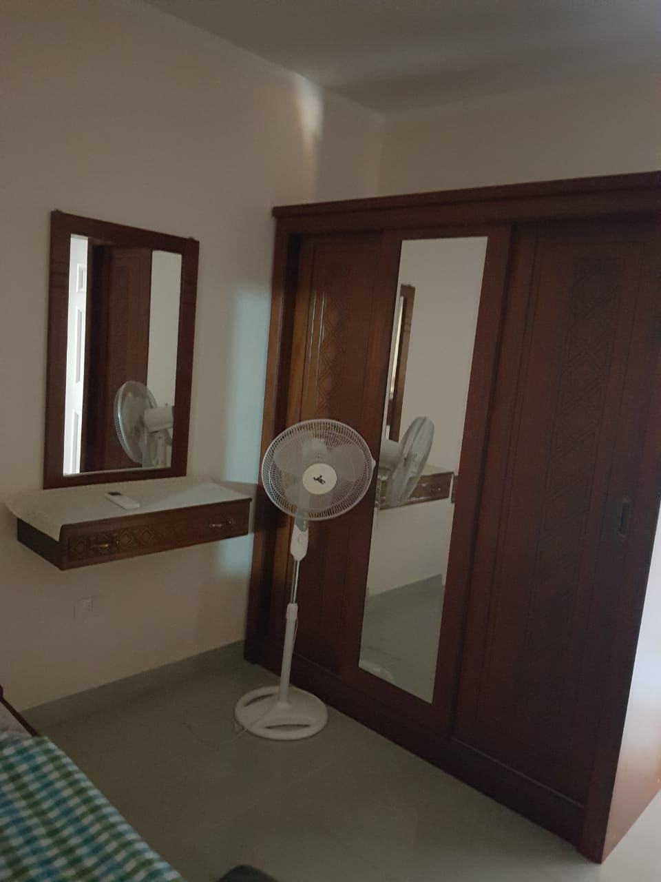 Renzo -   Property 707