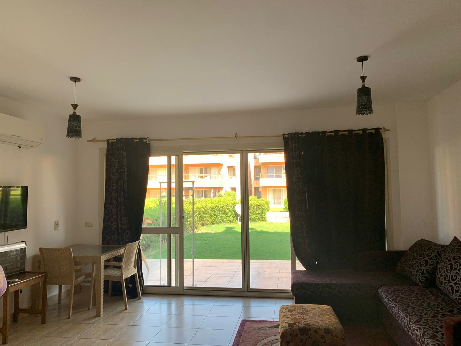 Renzo -   Property 708