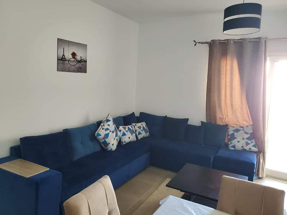 Renzo -   Property 714