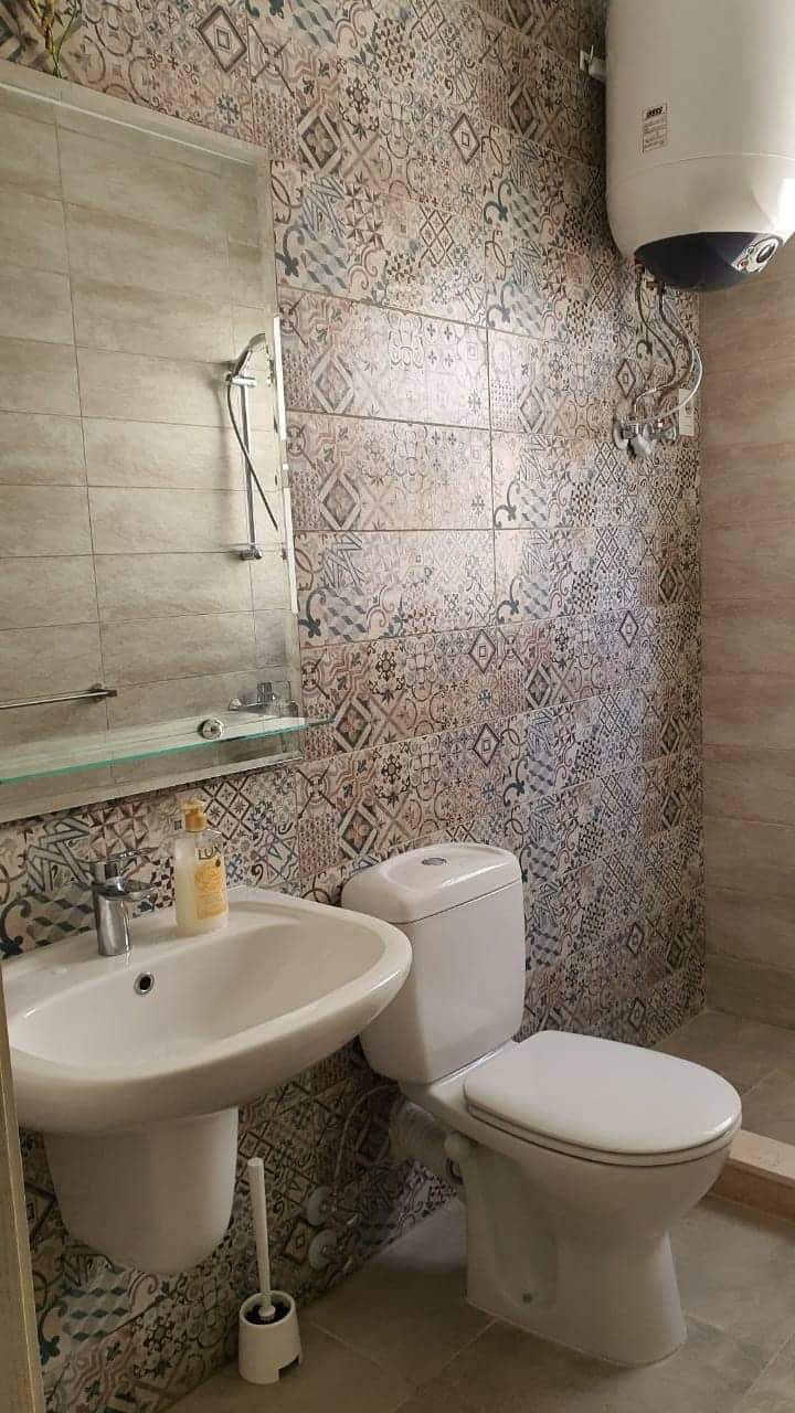 Renzo -   Property 733