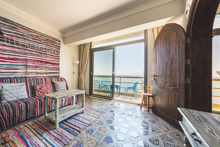 Renzo -   Property 754