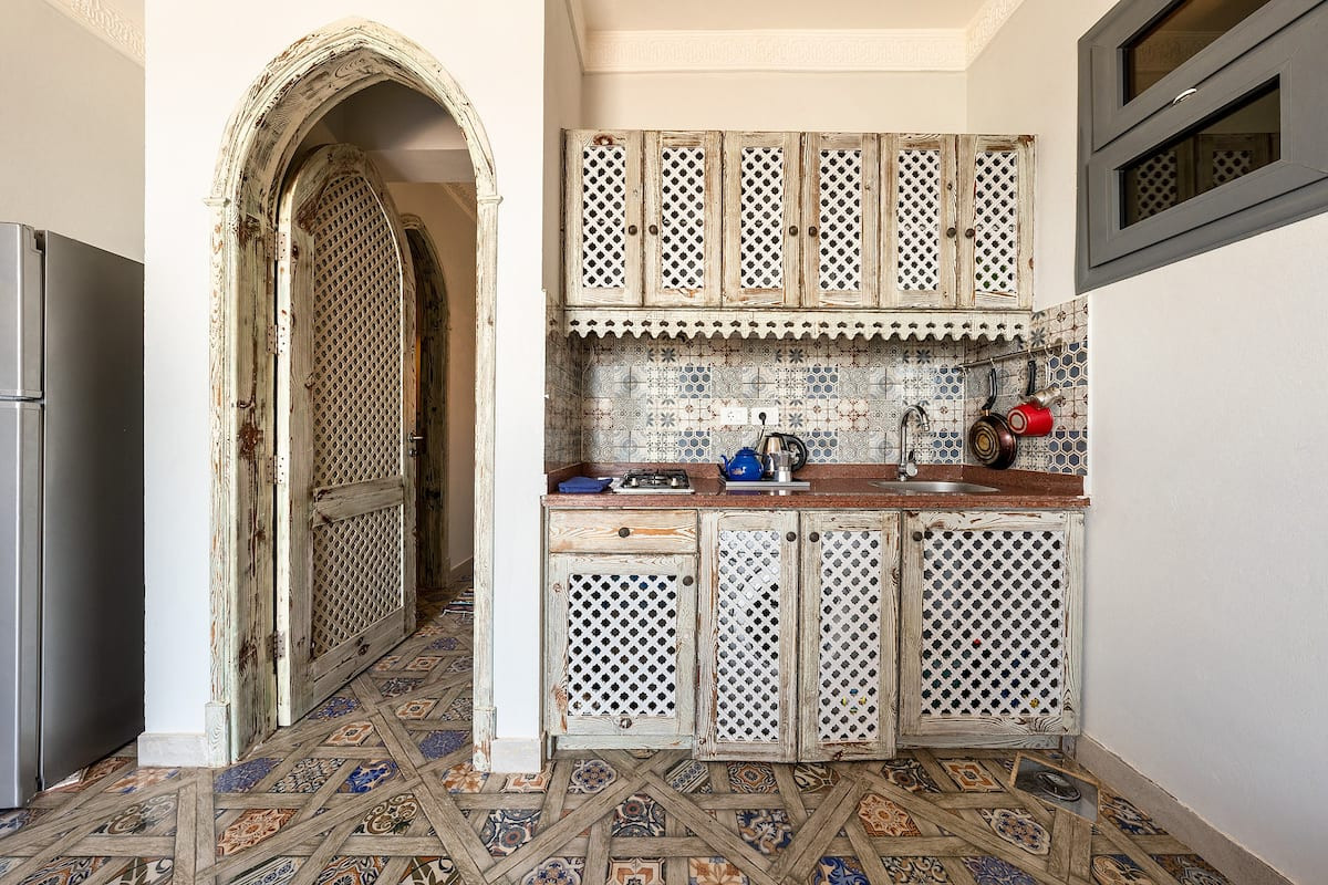 Renzo -   Property 754