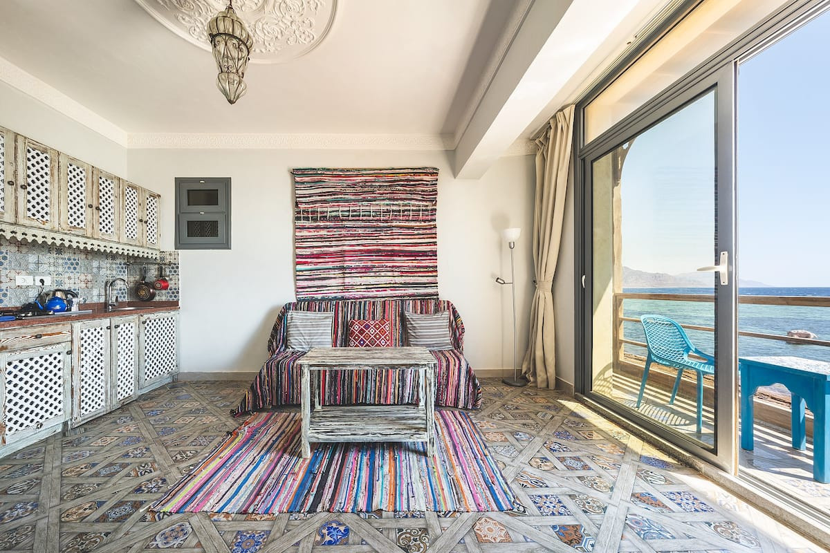 Renzo -   Property 754