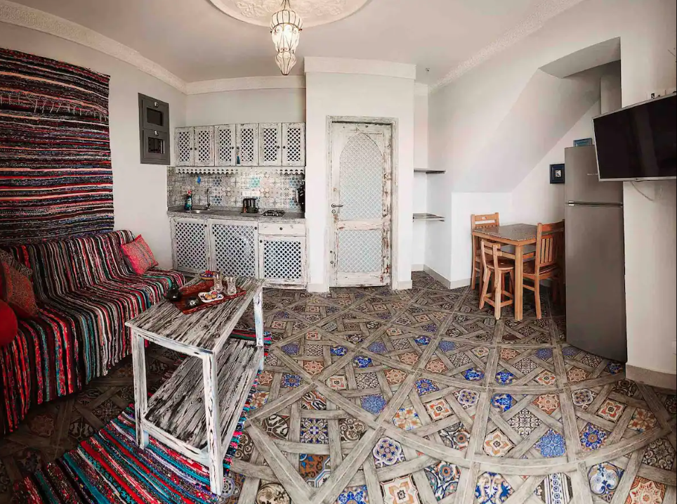 Renzo -   Property 755