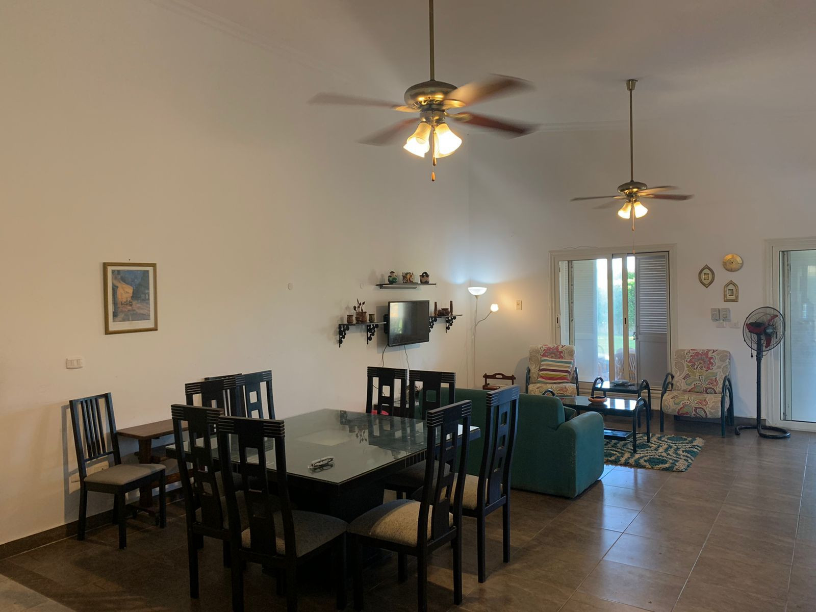 Renzo -   Property 718